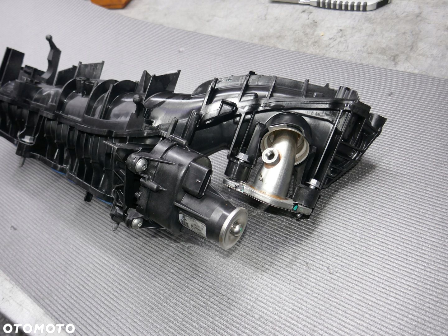 CZYSTY BEZ LUZÓW Kolektor ssący BMW G30 2.0 DIESEL B47D20B 8579245 - 5