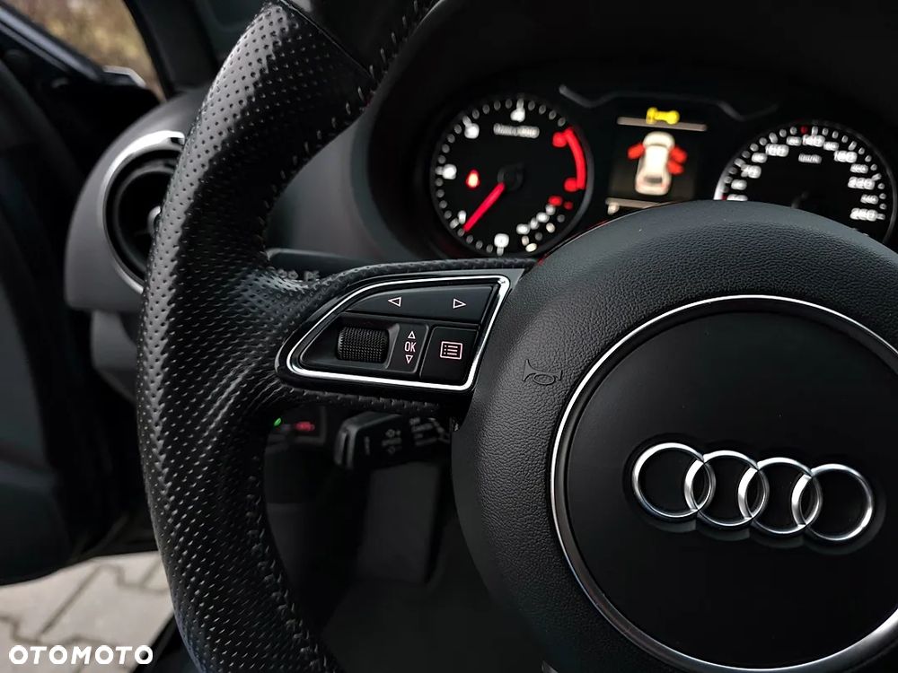 Audi A3 Sportback 2.0 TDI (clean diesel) quattro S tronic S line Sportpaket - 31