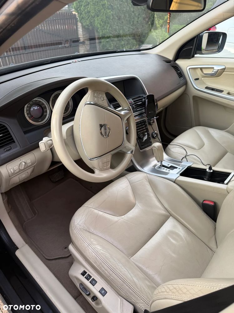 Volvo XC 60 - 4
