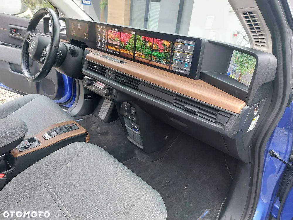 Honda e Advance (17") - 10