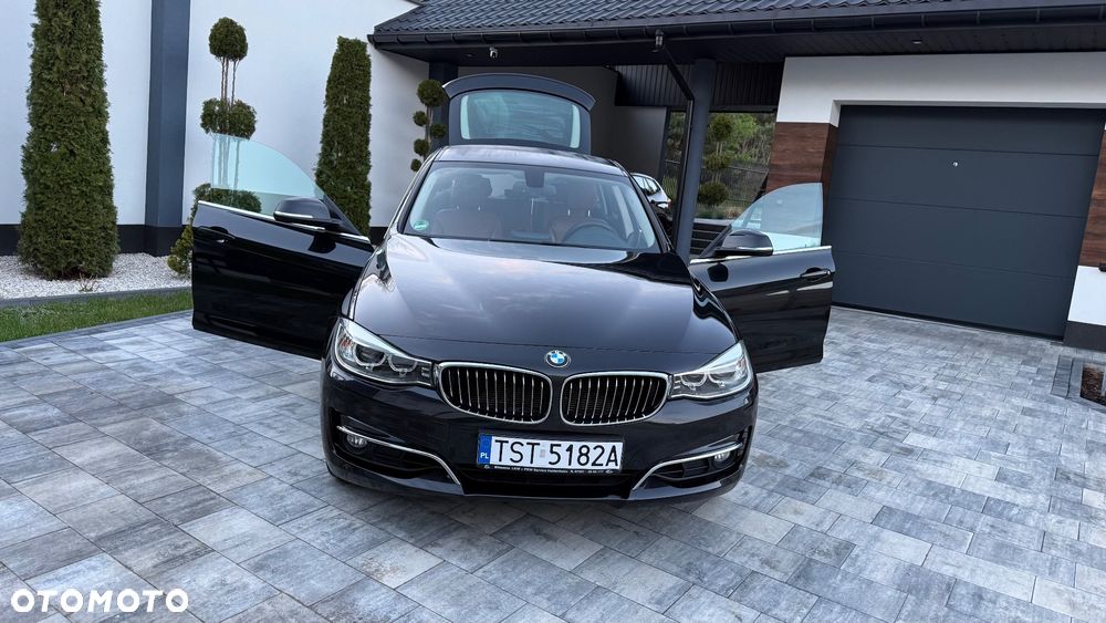 BMW Seria 3 320i Luxury Line - 23