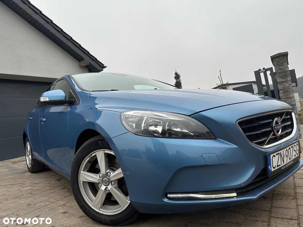 Volvo V40 T2 Kinetic - 19