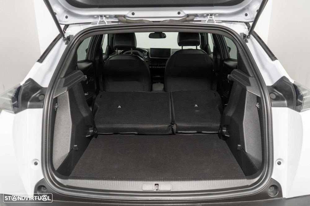 Peugeot 2008 1.2 PureTech Allure Pack EAT8 - 16