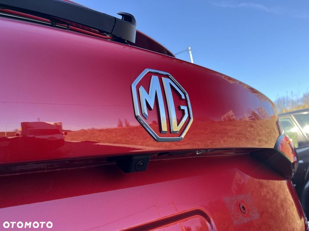 MG ZS Hybrid+ - 28