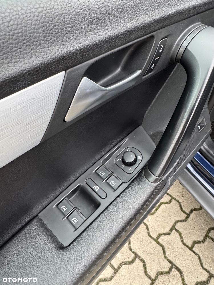 Volkswagen Passat 2.0 TDI Highline DSG - 21