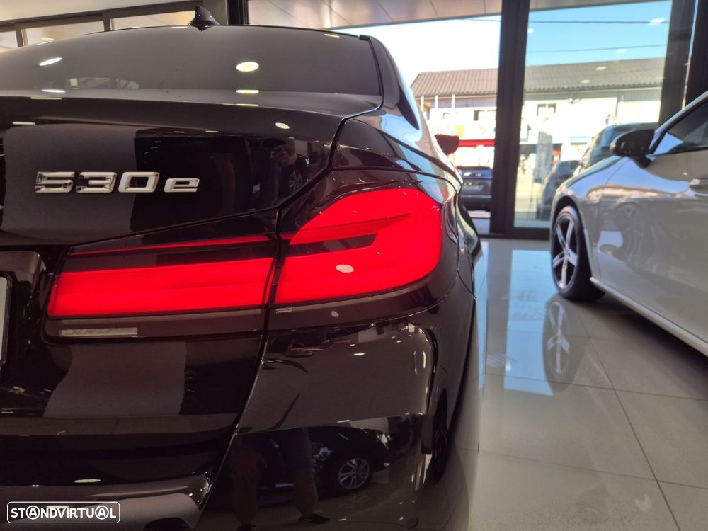 BMW 530 e Pack Desportivo M - 7