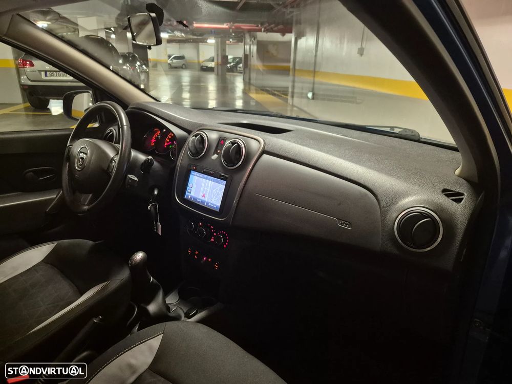 Dacia Sandero 0.9 TCe Stepway - 31