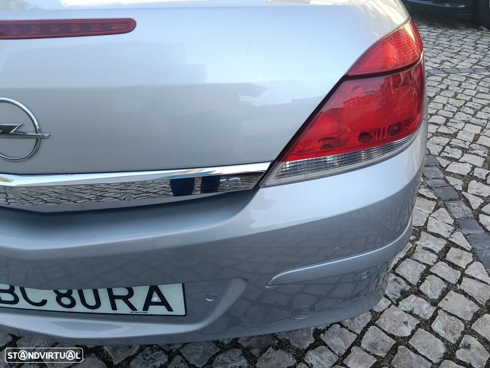 Opel Astra 1.8 Sport - 28