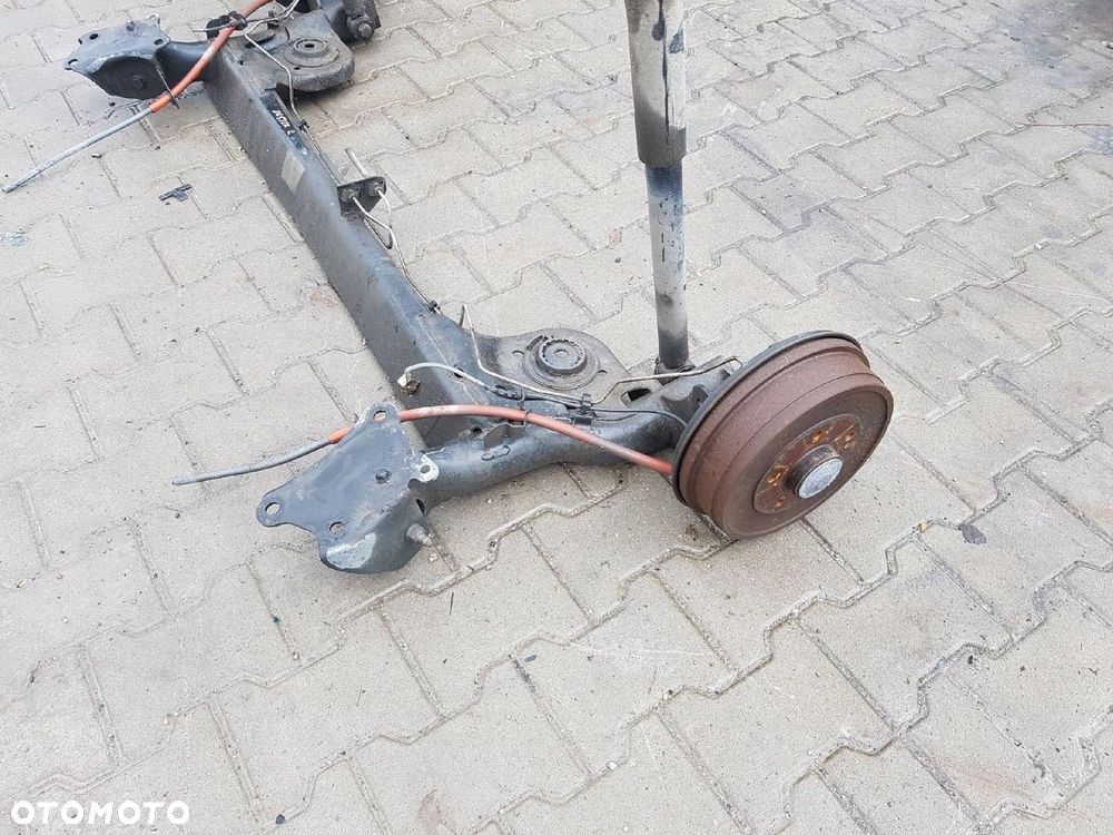 DACIA DUSTER I LIFT 13-17r 1.2 TCE BELKA ZAWIESZENIA TYŁ - 3