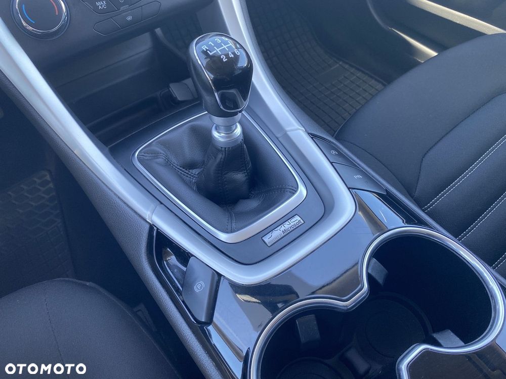 Ford Mondeo 1.5 EcoBoost Ambiente - 14