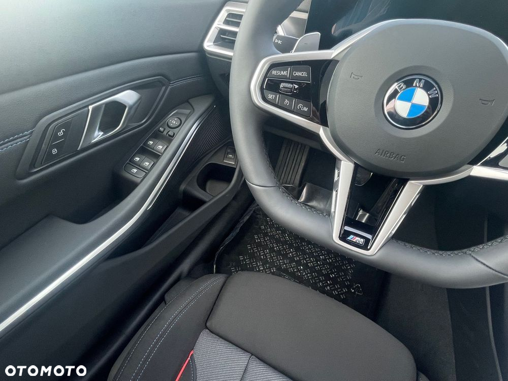 BMW Seria 3 318i M Sport - 6