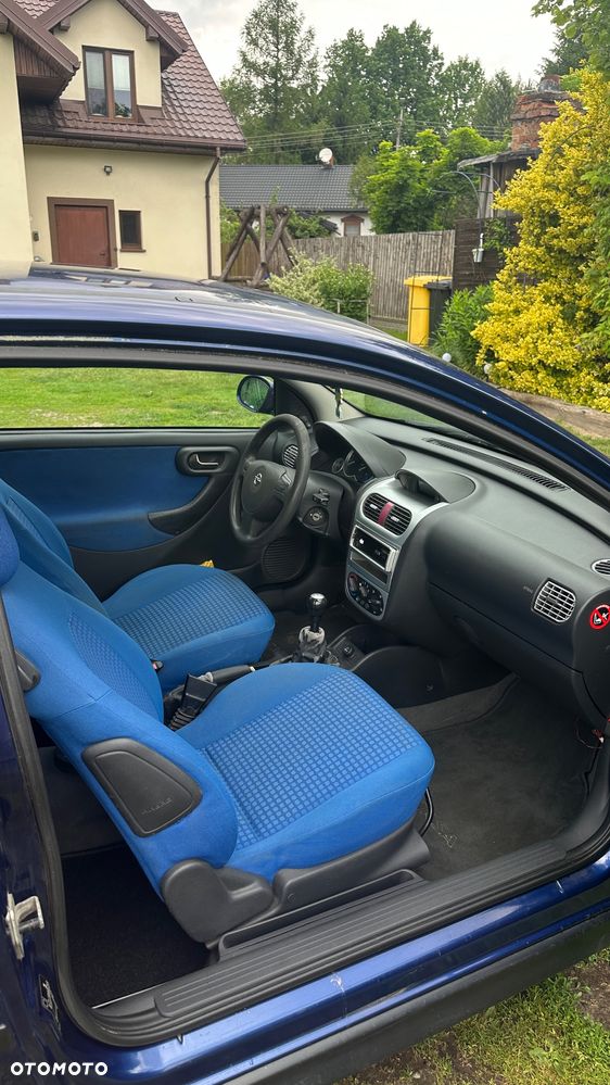 Opel Corsa 1.2 16V NJoy - 9