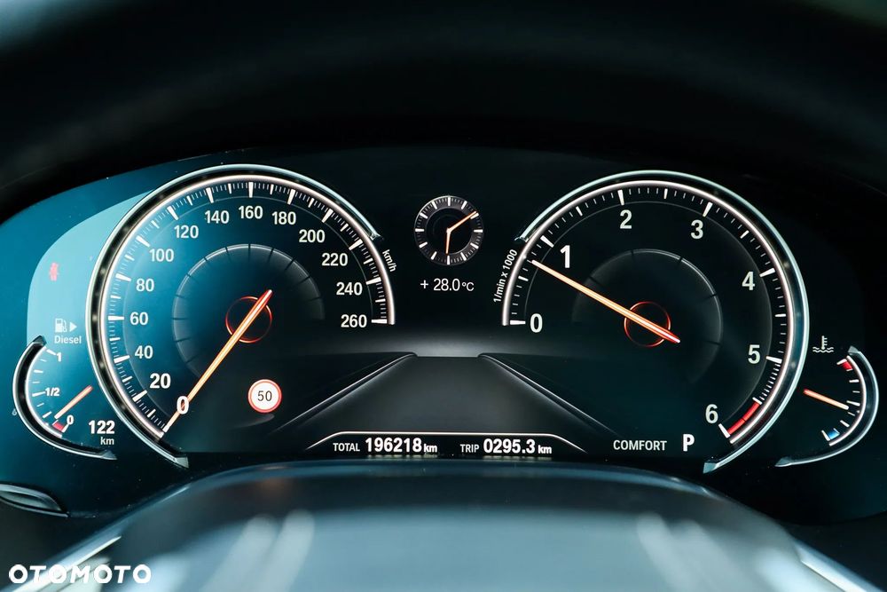 BMW Seria 7 730d xDrive - 13