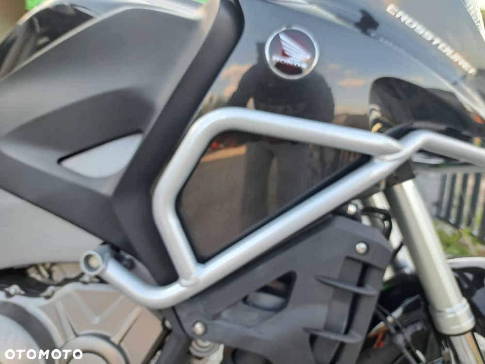 Honda VFR - 8