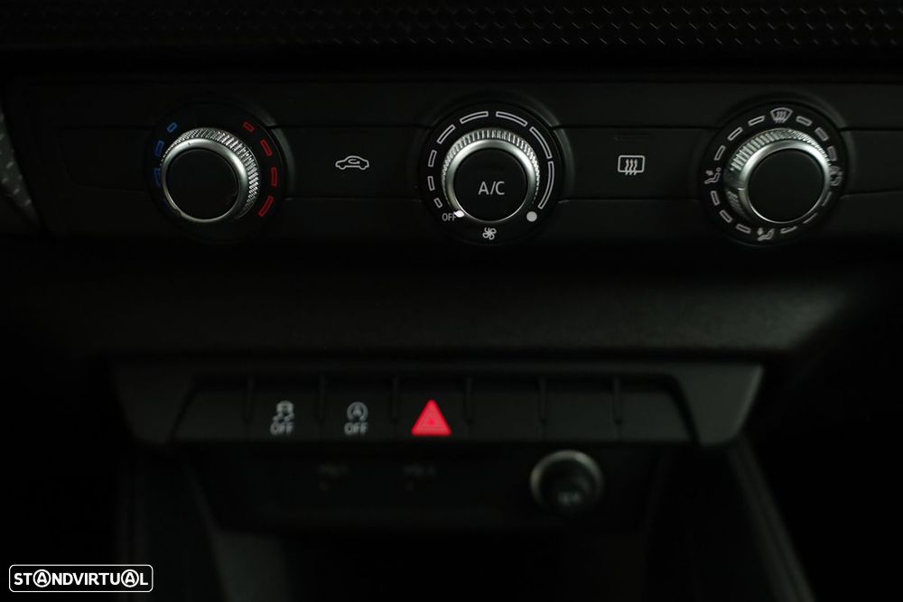 Audi A1 Sportback 30 TFSI Advanced S tronic - 12