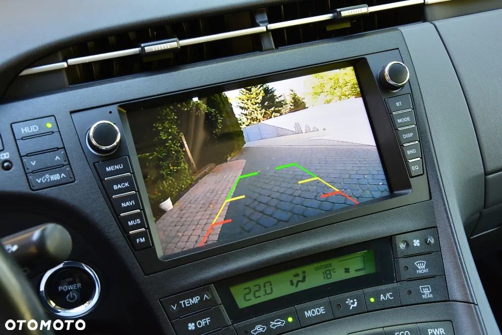 Toyota Prius (Hybrid) Comfort - 24