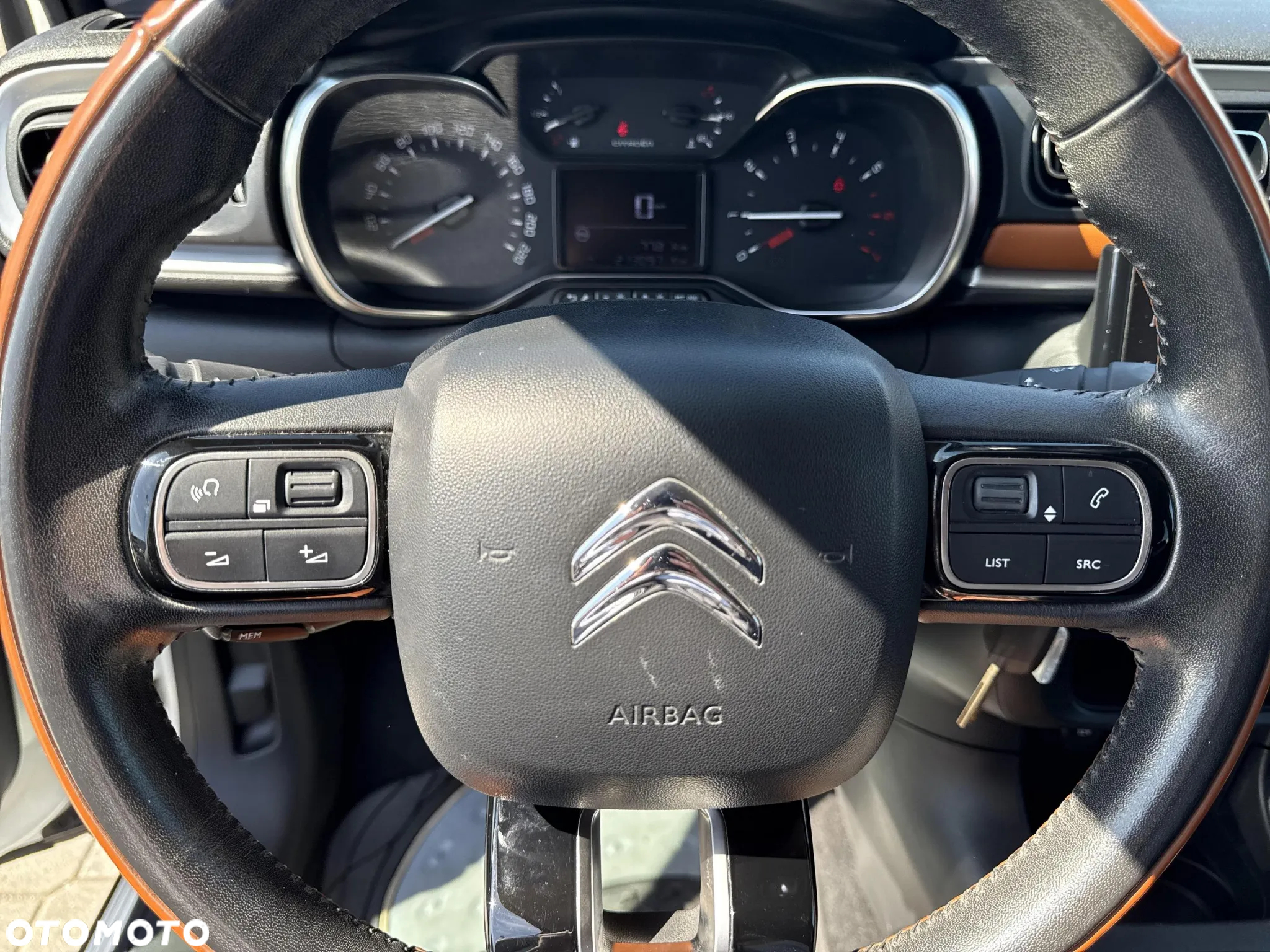 Citroën C3 1.2 PureTech GPF Shine S&S - 21
