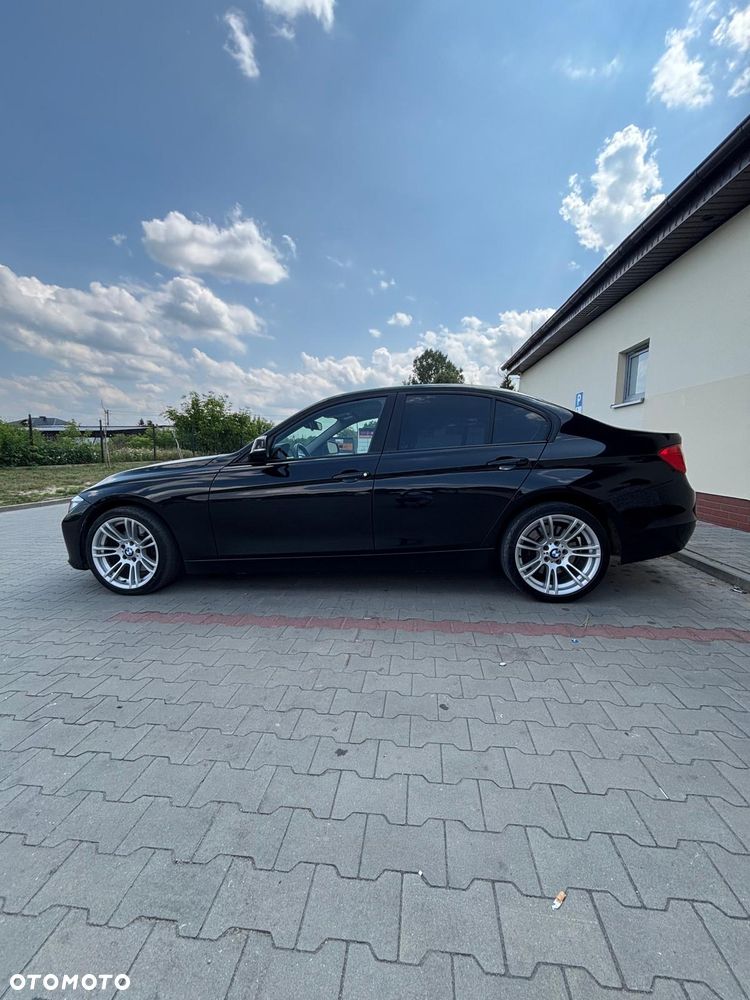BMW Seria 3 330d - 4