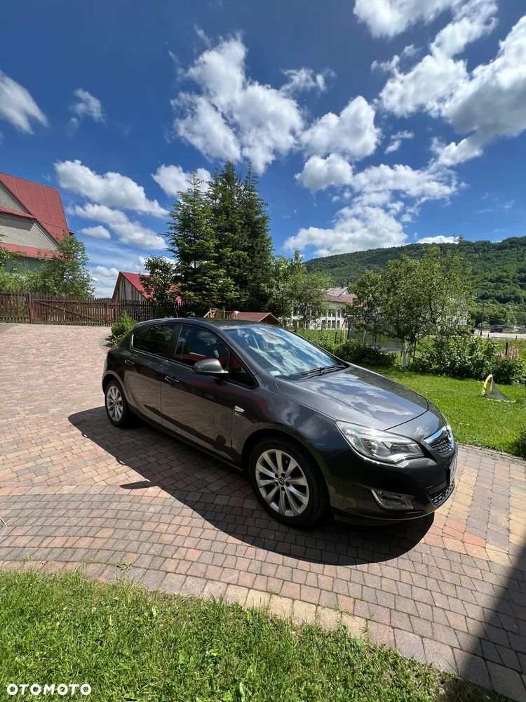 Opel Astra 1.4 T Edition 150 - 1