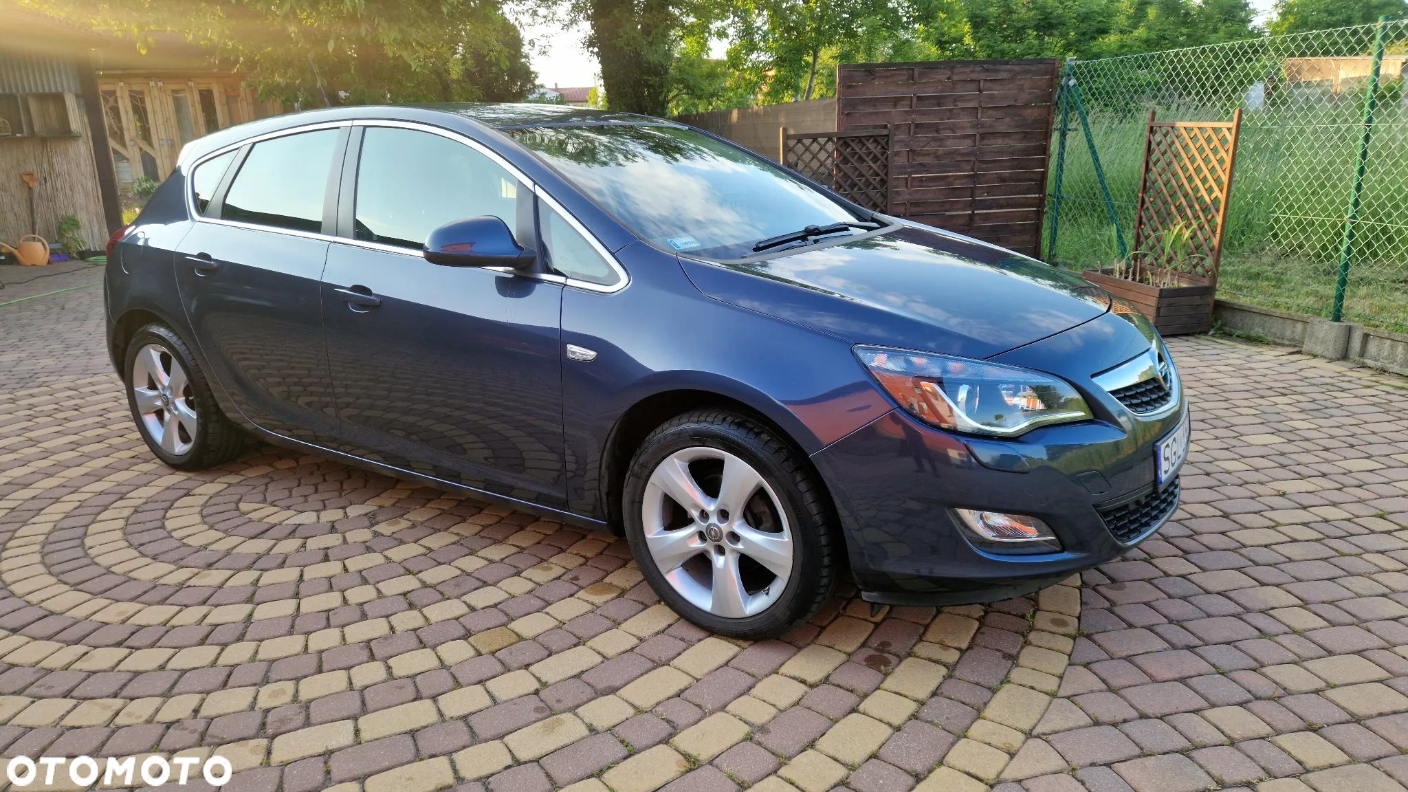 Opel Astra IV 1.4 Sport - 1