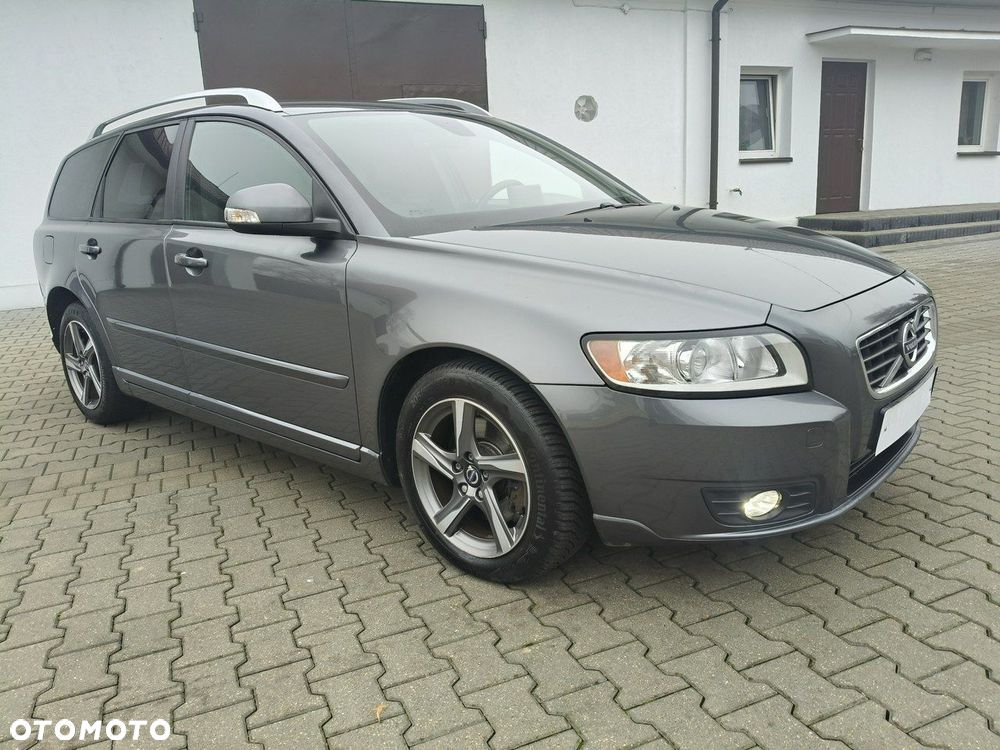 Volvo V50 - 2