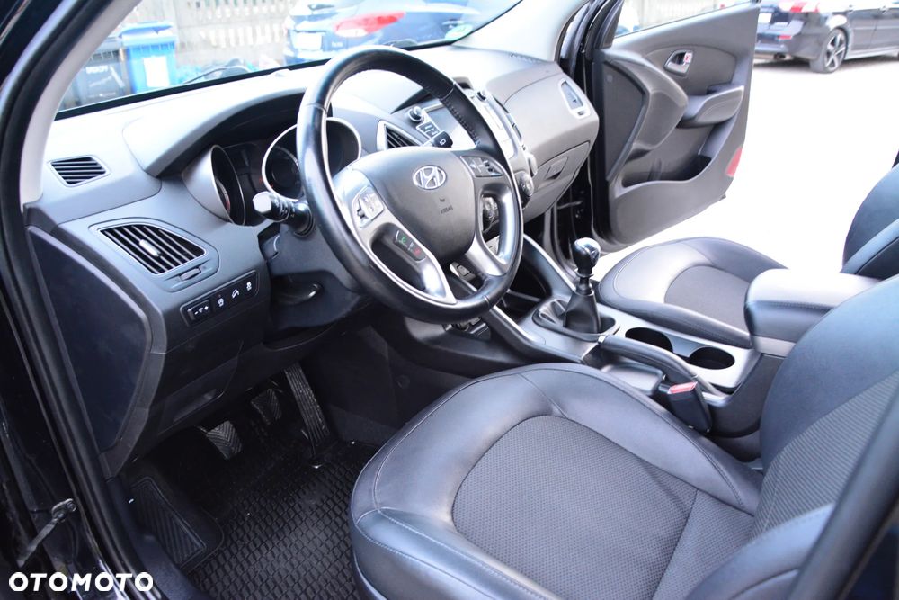 Hyundai ix35 1.6 2WD blue Trend - 31