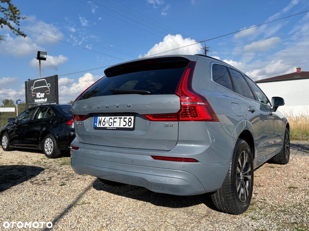 Volvo XC 60 B4 B Momentum Pro - 11