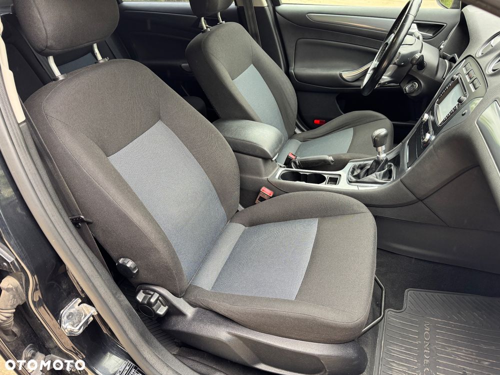 Ford Mondeo 2.0 TDCi Trend - 12