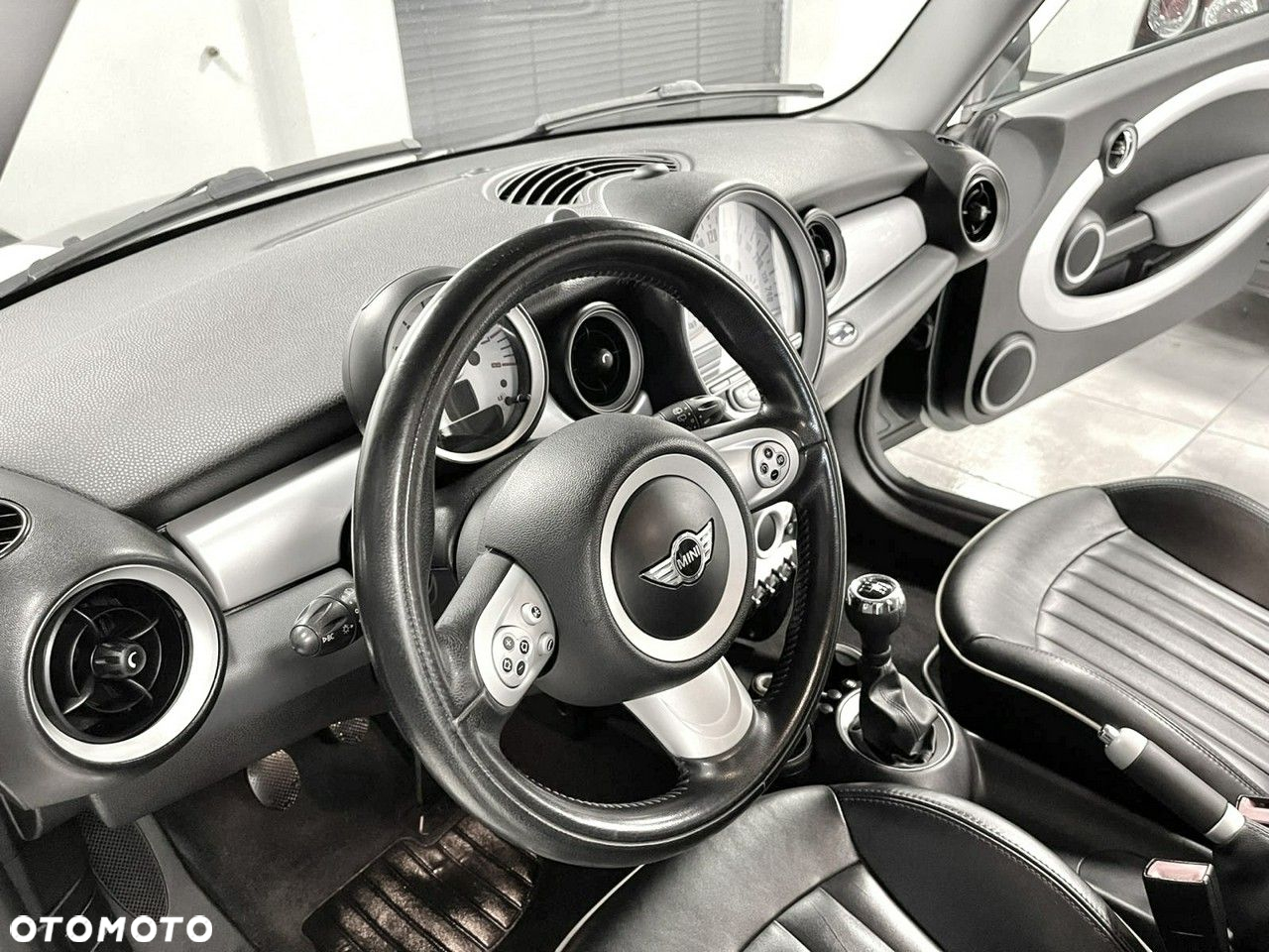 MINI Cooper - 9