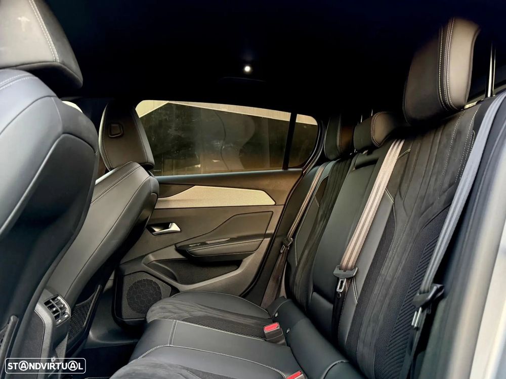 Peugeot 308 1.6 Hybrid GT Pack e-EAT8 - 8