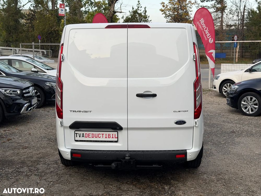 Ford TRANSIT CUSTOM - 9