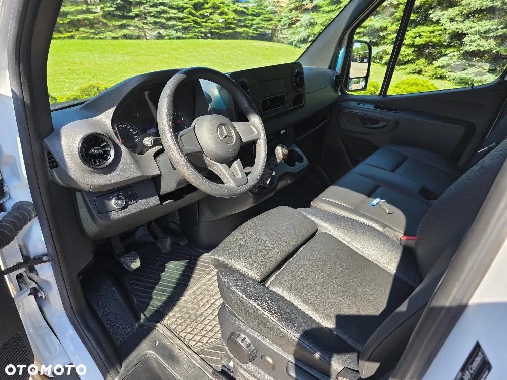 Mercedes-Benz SPRINTER 317 L2H2 - 18