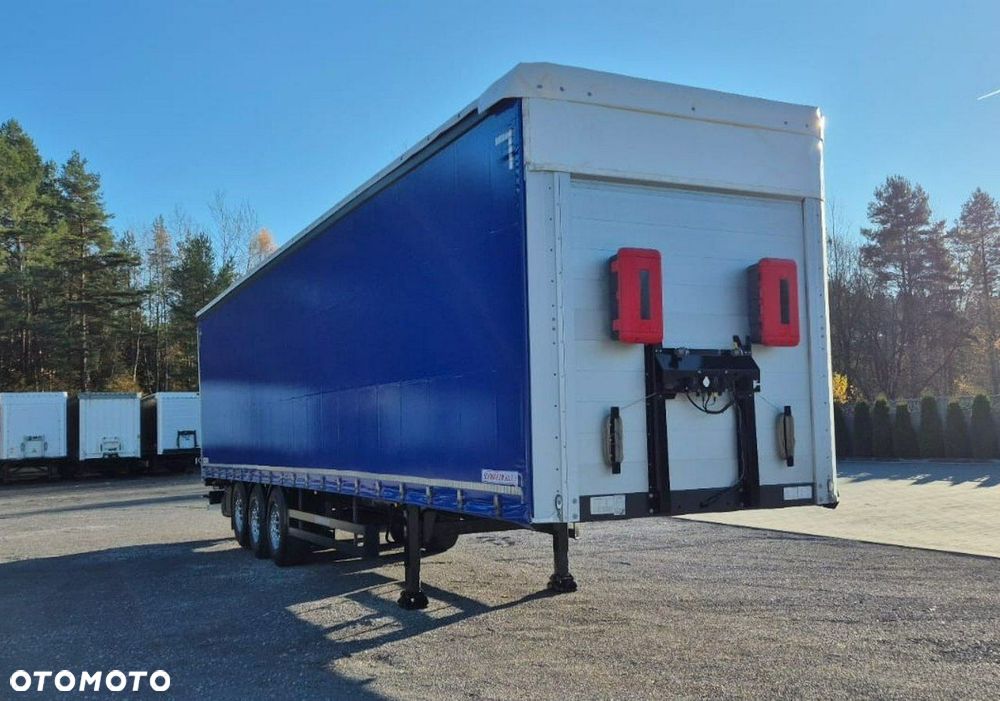 Schwarzmuller Firana Standard, 2 osie podnoszone - 2