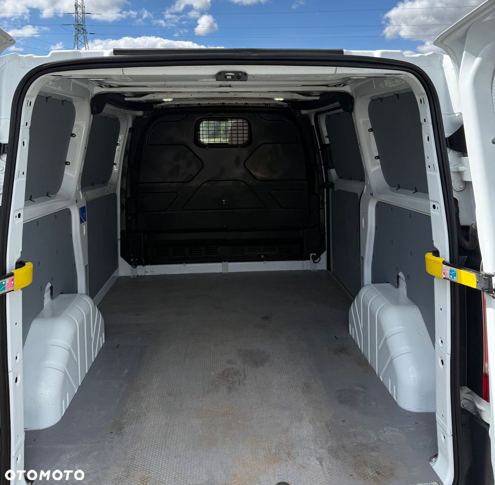 Ford Transit Custom - 20