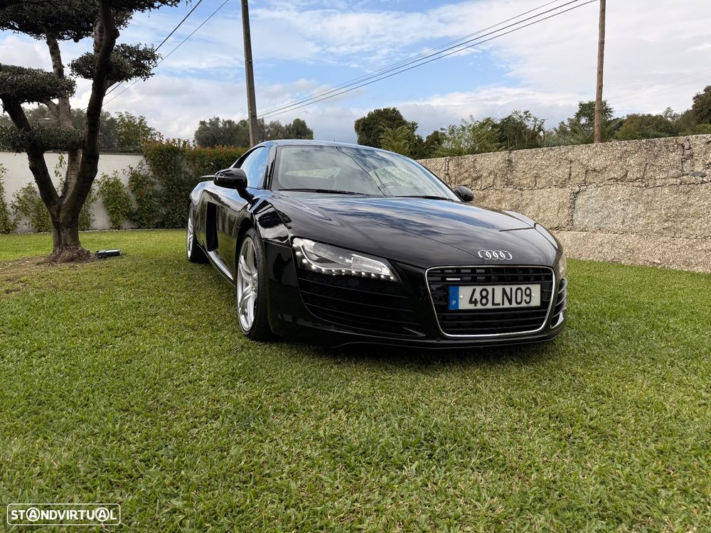 Audi R8 Coupé 4.2 FSi V8 quattro - 21