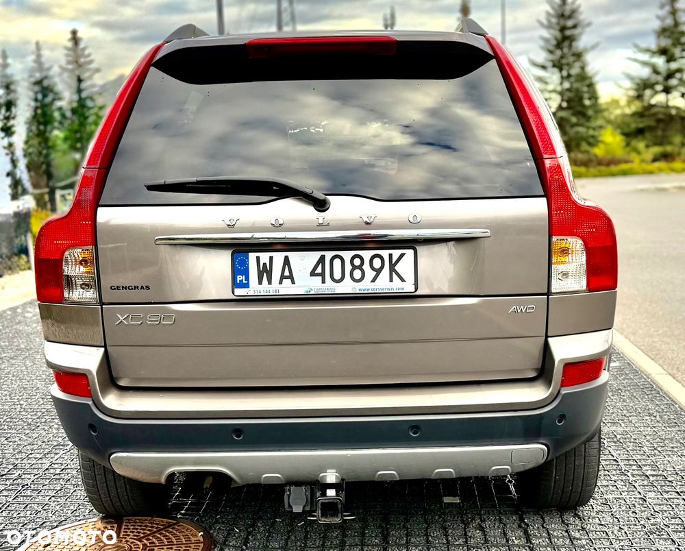 Volvo XC 90 3.2 AWD Geartonic Summum - 4