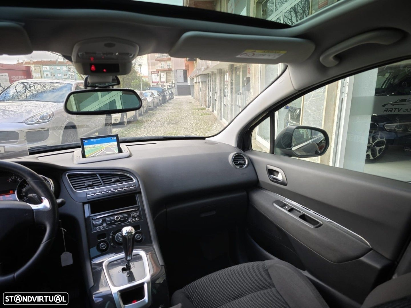 Peugeot 5008 1.6 E-HDi 7L Allure 2-Tronic 113g - 21