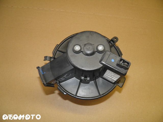 WENTYLATOR NAGRZEWNICY PEUGEOT 206 MAGNETI MARELLI - 5