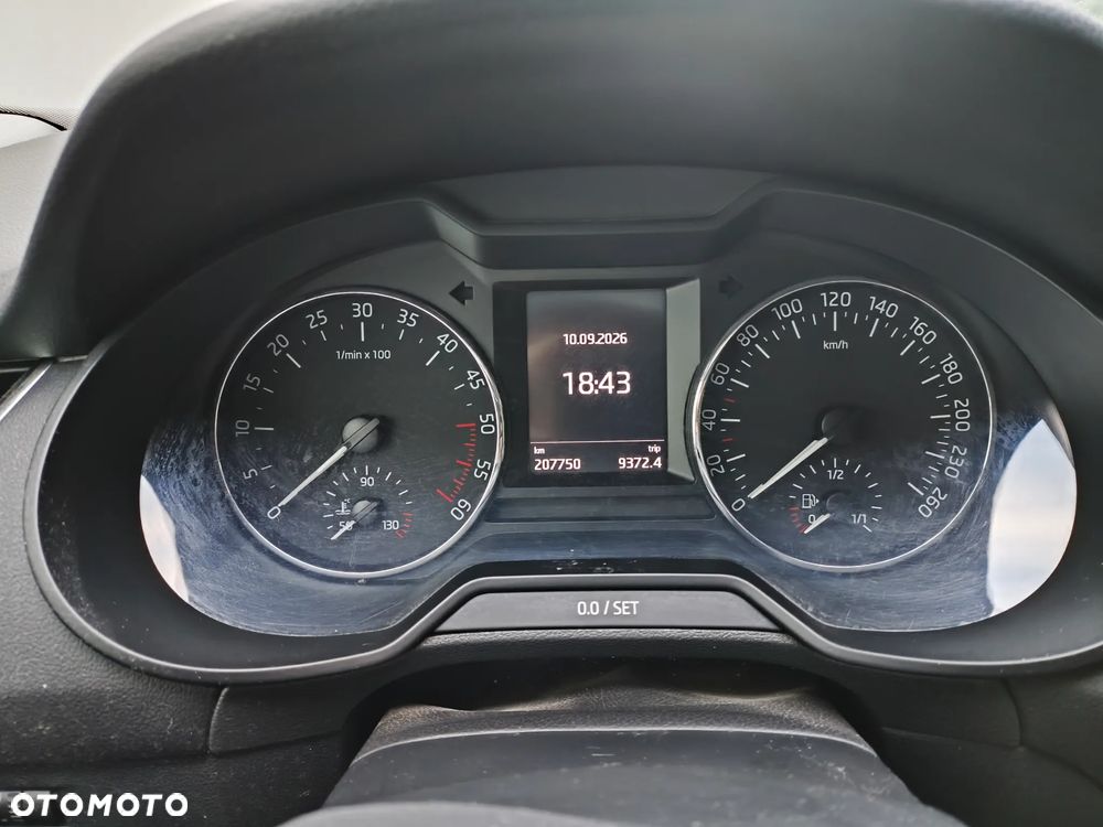 Skoda Octavia - 10