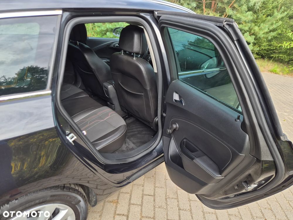 Opel Astra 1.4 T Cosmo - 8