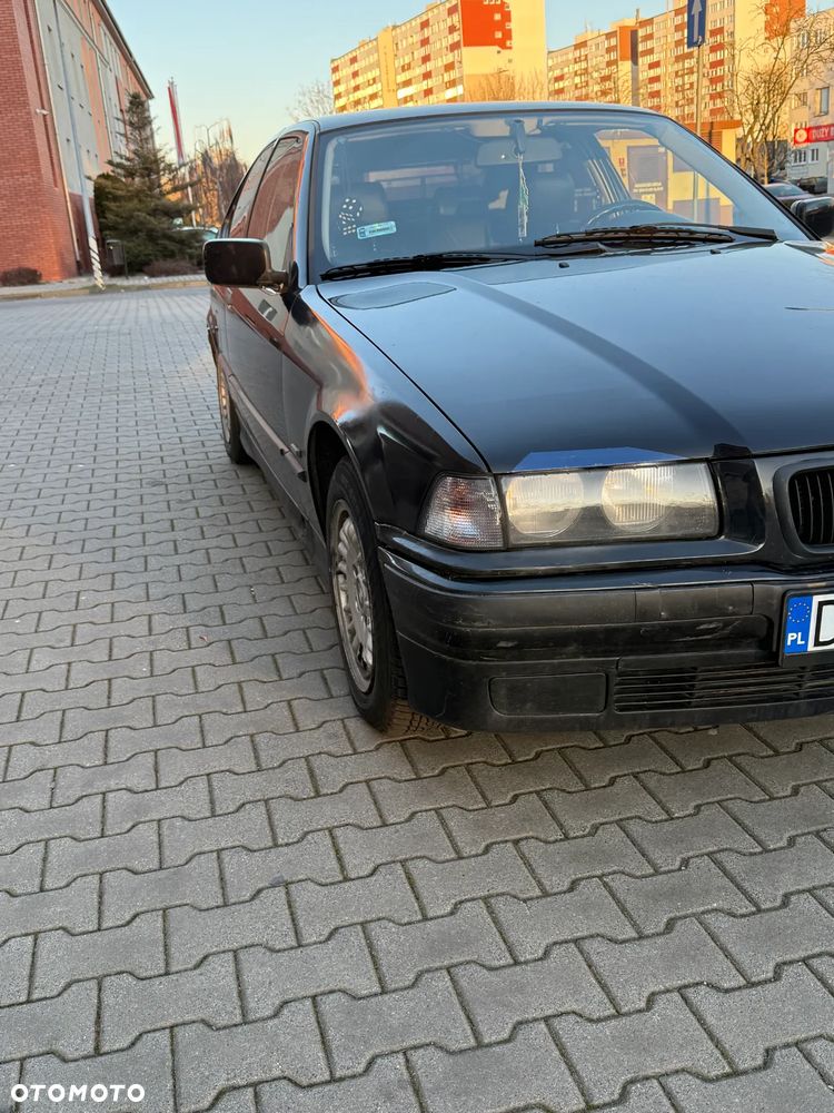 BMW Seria 3 316i - 3