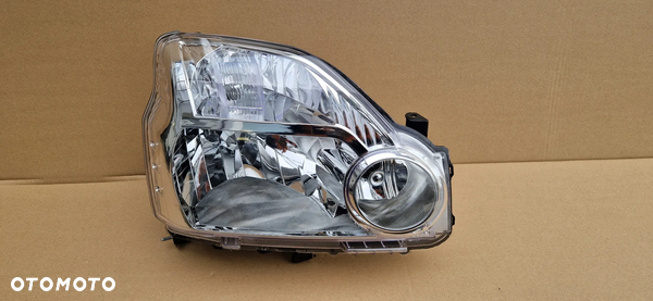 NOWA !! TYC !!  NISSAN X-TRAIL REFLEKTOR LAMPA PRAWA PRZÓD XENON