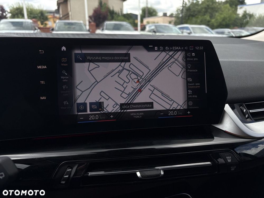 BMW Seria 2 220i mHEV - 21