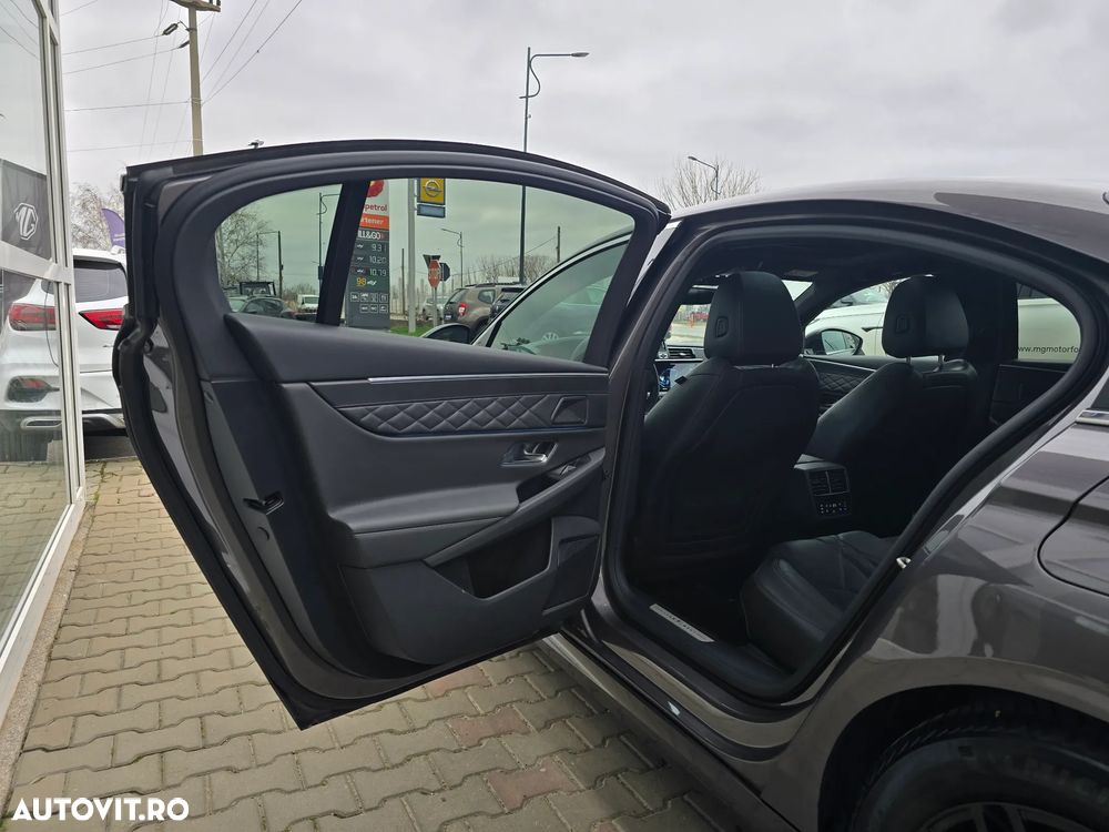 DS Automobiles DS 9 1.6 PHeV FWD 250 EAT8 PERFORMANCE Line + - 14