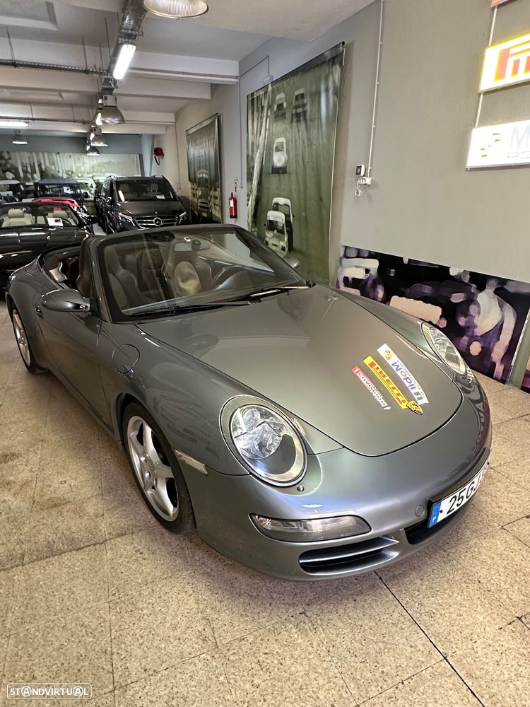 Porsche 911 Série F - 15