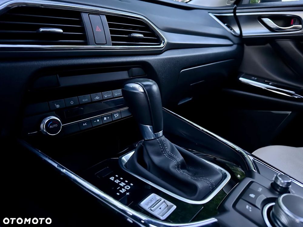 Mazda CX-9 - 13