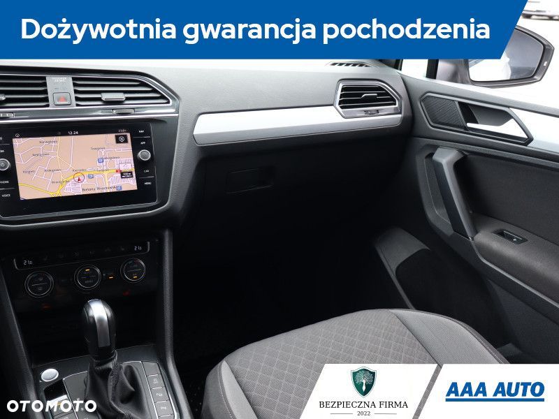 Volkswagen Tiguan - 9