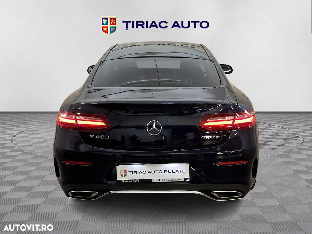 Mercedes-Benz E 400 Coupe 4MATIC Aut. - 4