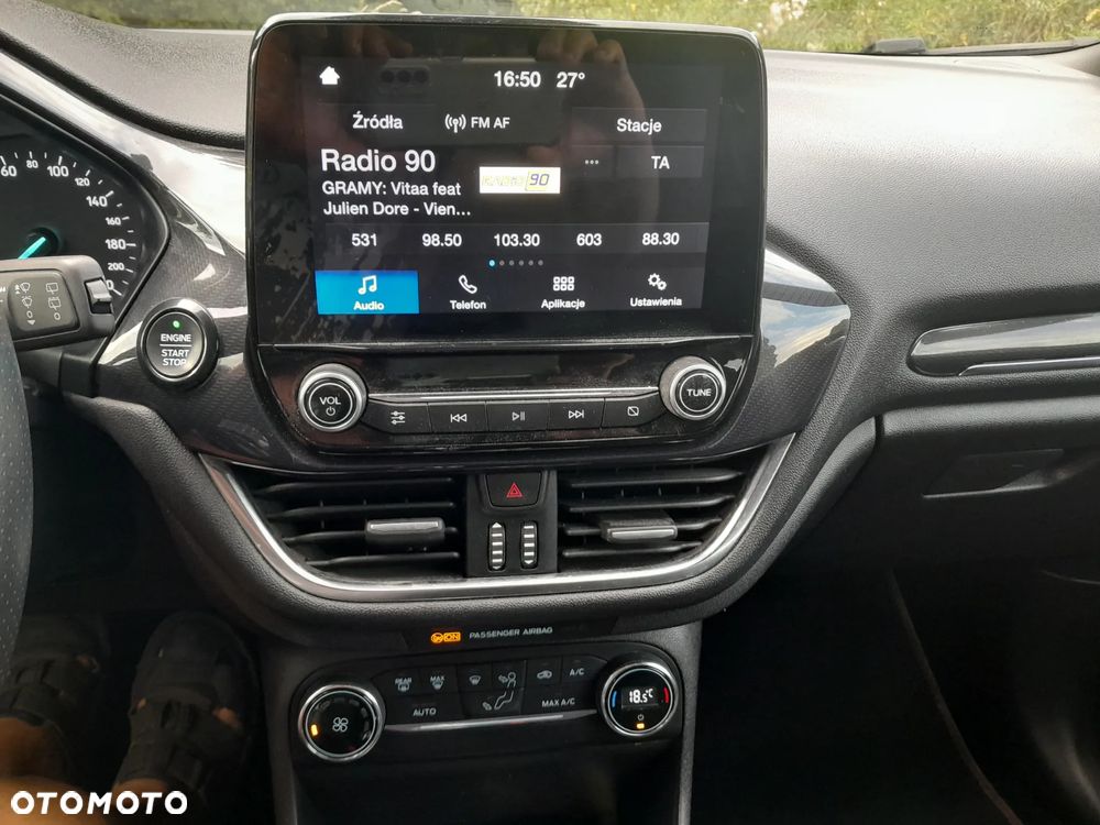 Ford Fiesta 1.0 EcoBoost S&S ST-LINE - 22