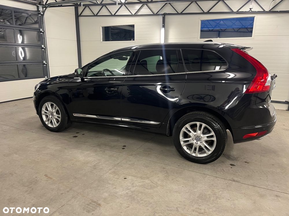 Volvo XC 60 D4 Geartronic Momentum - 3